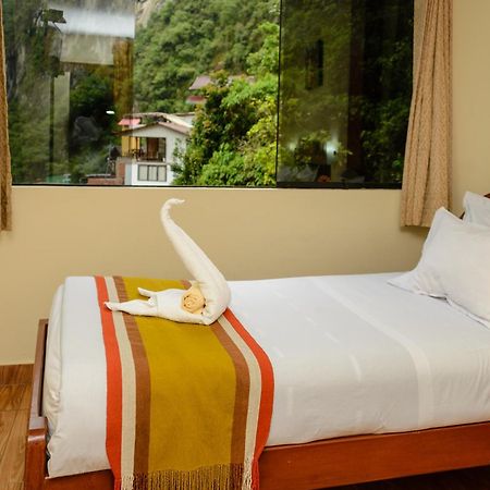 Hostal Vista Waynapata 123 Machu Picchu Exterior photo